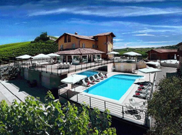 Mongalletto Castellinaldo Екстер'єр фото