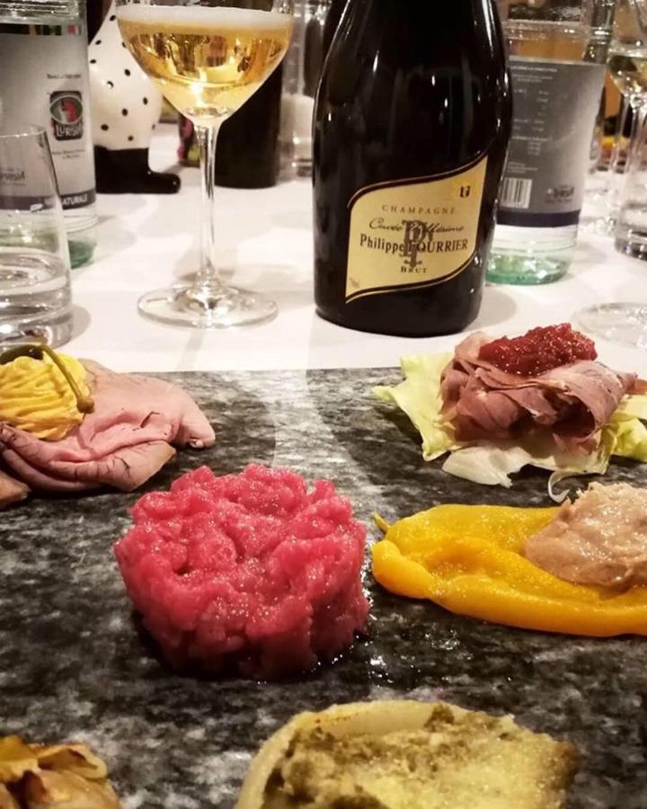 Mongalletto Castellinaldo Екстер'єр фото